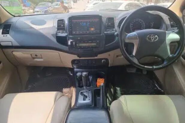 Toyota fortuner 2015 25th anniversery islamabad registered