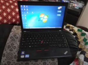 lenovo thinkpad core i7 -4gbram 500 hard