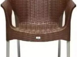 4 Plastic chair and table FOR SALE