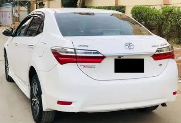 Toyota Corolla Altis 1.6 available For Rent