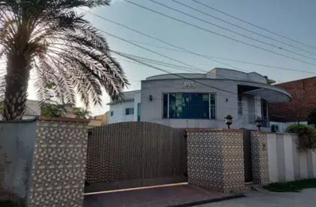 4 KANAL luxury Villa for sale in climax town