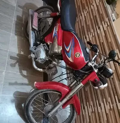 United motorcysle model 2019 for sale in Daska