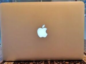 Apple Macbook Pro 2015 Model with 2.7 GHZ in LAHOR