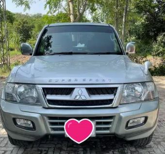 Mistubishi Pajero Super Sports 2002