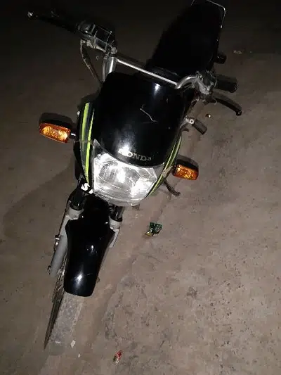 honda Deluxe 125 model 2006 sale in Daska