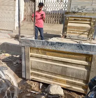 paratha + Tawa conter and tabel sell in Karachi