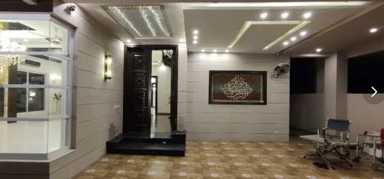 1 kanal house for sale in phasa 4. Lahore