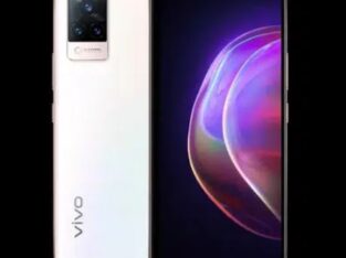 Vivo V 21 Arctic white color