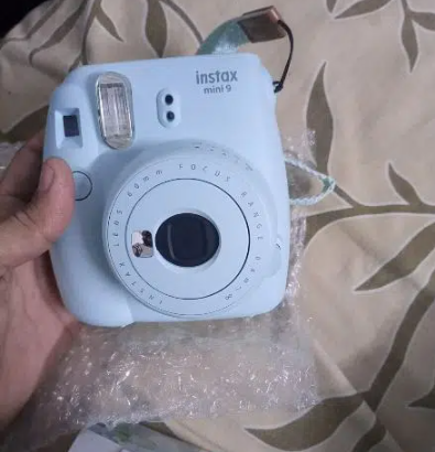 polaroid camera mini 9 for sale in karachi