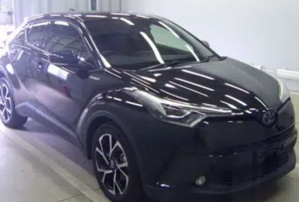 2017 – 24,000 km TOYOTA C-HR 1.8 HYBRID G PACKAGE