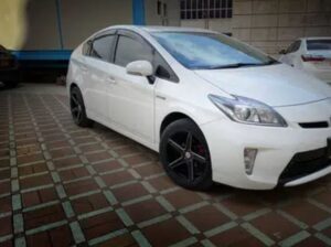 Prius 2013 for sale in karachi