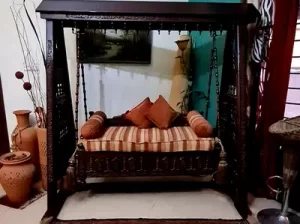 Solid wood Jhoola in excellent condition islamabad