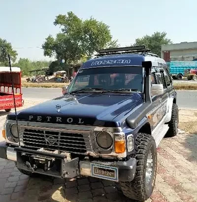 Nissan safari petrol for sale in Kasur