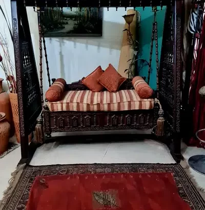 Solid wood Jhoola in excellent condition islamabad