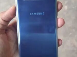 samsung s10. for sale in sahiwal