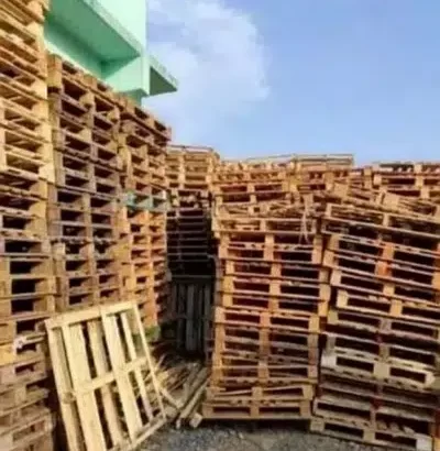 wooden pallets for goats sheep and animals Mianwal