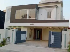 An auspicious style classic home located in DHA-II