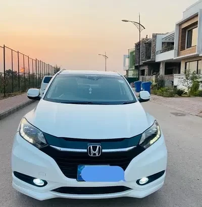 Honda Vezel Model 2014 for sell in E-11, Islamabad