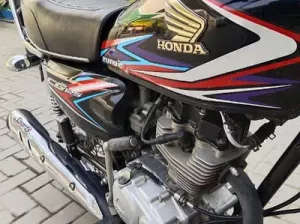 Honda CG-125 (Urgent Sale/Price Final)in Multan