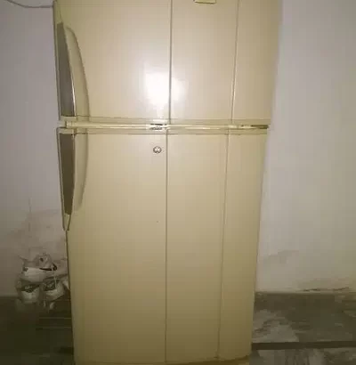 pel fridge for sale in Islamabad Expressway,