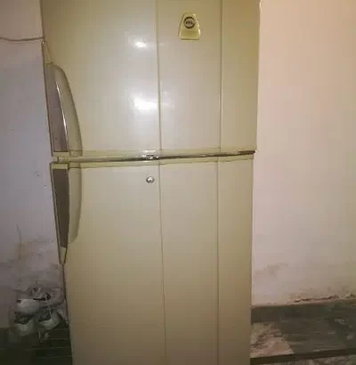 pel fridge for sale in Islamabad Expressway,