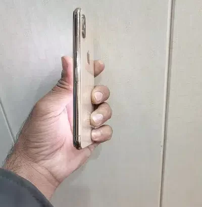 Iphone xs gold for sell in Narowal