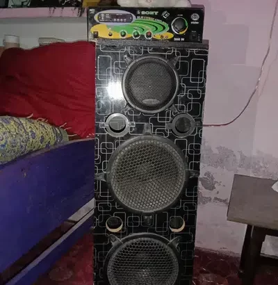 Speaker & Amplifier for sell in Khushab