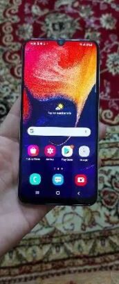 samsung A50 4,128 GB for sale