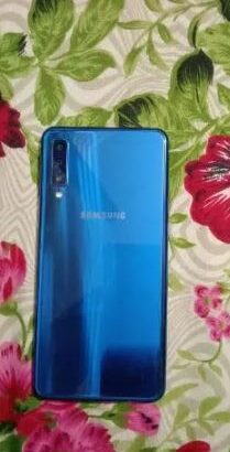 Samsung A7 4/128 for sale in hydrabad