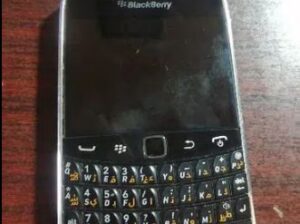 Blackberry Bold touch & type for sale in gujranwal