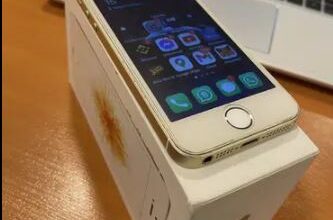 iPhone SE 64GB Golden Color With Box