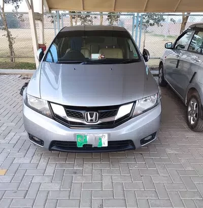 Honda City 2017 1.3 MT Model 2017 sell Faisalabad