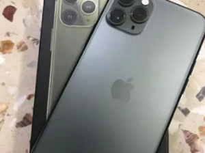 Iphone 11 pro 256gb with box for sale in karachi