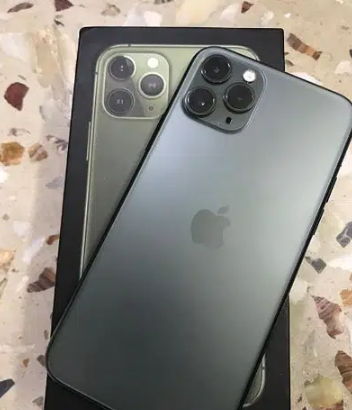 Iphone 11 pro 256gb with box for sale in karachi