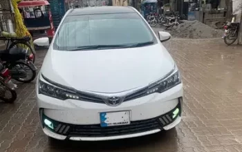 Toyota Corolla Altis model 2018 sell in Sialkot