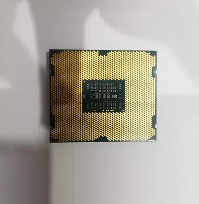 Intel Xeon E5-1620 v2 sell in Sialkot