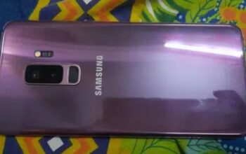 Samsung Galaxy s9 plus for slae in lahore