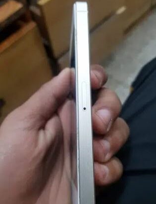 iphone SE for sale in peshawaar