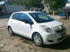 white Toyota Vitz for sale in krachi