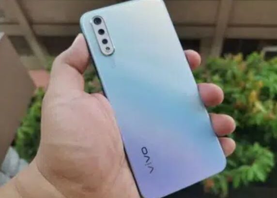 vivo s1 4/128 full box with original access