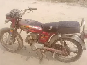 YAMAHA 100CC MODEL 2009 FOR SALE IN Narowal