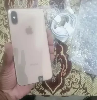 iPhone Xs for sale in Chakwal