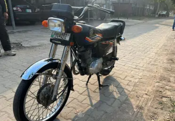 Honda 125 (2018) for sale in multan