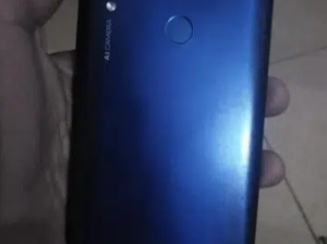 Huawei honour 8c prize kam h jay gi for sale