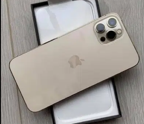 iphone 12 pro max gold 128gb in brand new conditio