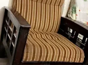 Wooden sofa for sale in Koral Chowk, Islamabad