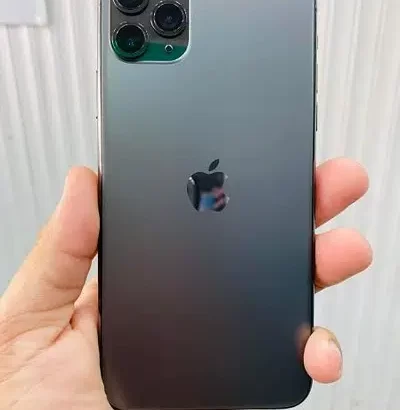 iphone 11 pro max 64GB non pta sell in Burewala