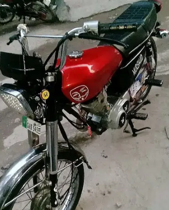 honda 125 for sall , good engine condition